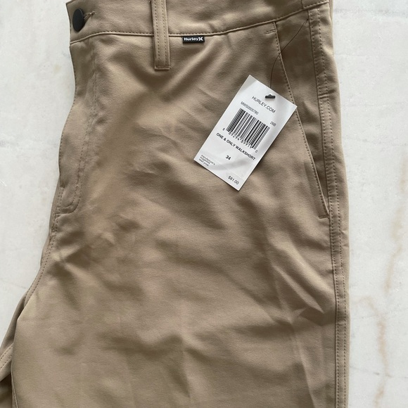 Hurley Men’s shorts - Picture 3 of 4